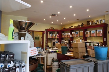  AVANT - rénovation de boutique (brûlerie de café) à MACON